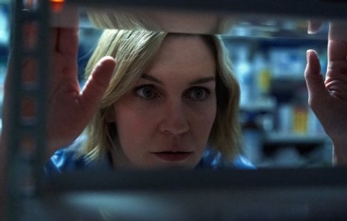 Rhea Seehorn in a scene from Plur1bus.